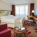 Ascot 4*